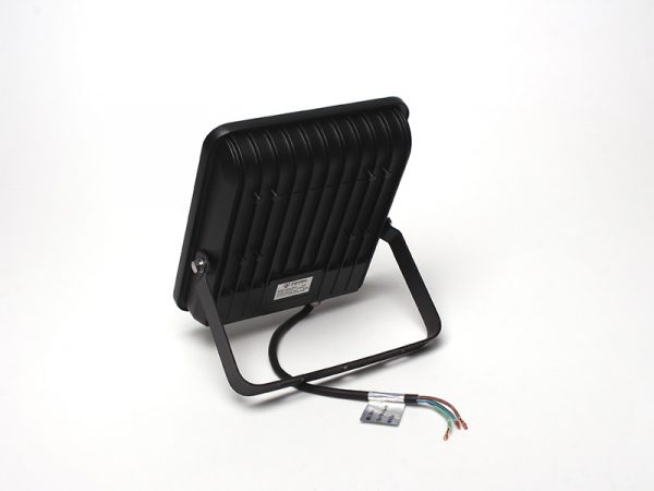 REFLECTOR INTELIGENTE WI-FI LED 50W RGB+CCT NEGRO - Imagen 4