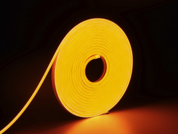 FITA LED NEON FLEX 8W 120 LEDS/M 25M 127V IP65 NARANJA