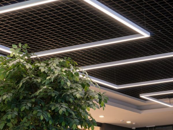 TASCHIBRA ZENITH PERFIL LED 50X50 SOBREPOSICIÓN 50X50X2000mm BLANCO - Imagen 2