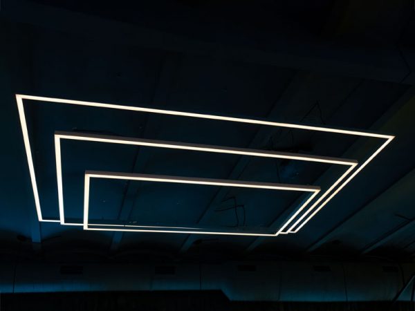 TASCHIBRA ZENITH PERFIL LED 50X50 SOBREPOSICIÓN 50X50X3000mm NEGRO MATE - Imagen 2