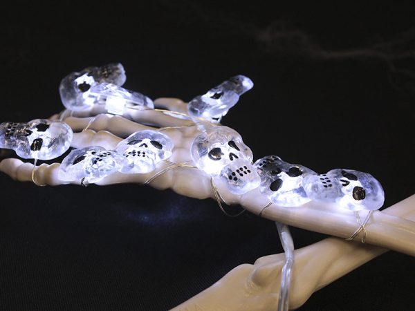 HALLOWEEN TASCHIBRA HILO LED 10 CALAVERAS BLANCAS 2XAA - Imagen 4