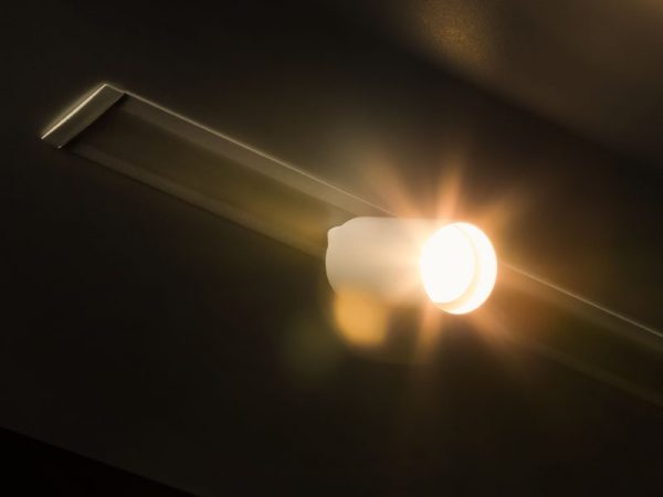 SPIRE LUZ LED LINEAL 40W 3000K EMPOTRABLE + 2 PUNTOS MR11 SIN LÁMPARA BLANCA - Imagen 5