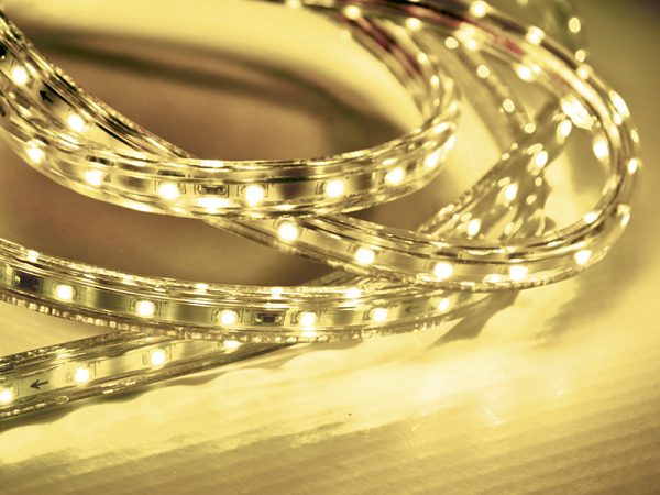 FITA LED 5W 60 LEDS/M 20M 127V IP67 3000K