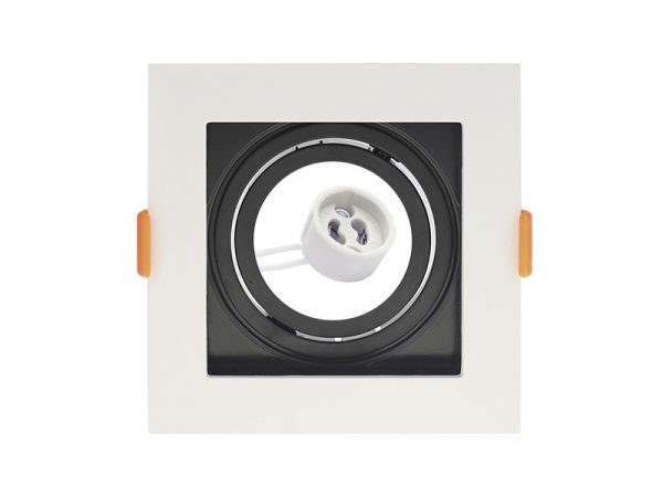 SPOT EMPOTRADO CONECTA CUADRADO RECUPERADO BR+PR AR70
