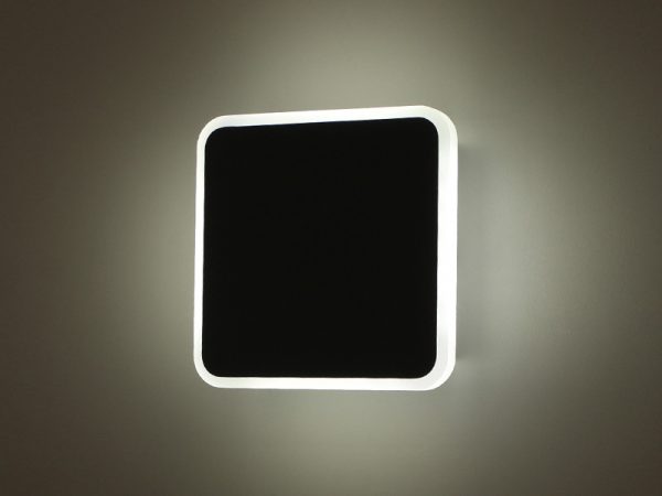 ARANDELA LED TASCHIBRA ÓPTICA CUADRADO ONTW 6W NEGRO - Imagen 3