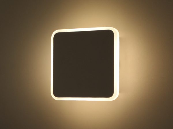 ARANDELA LED TASCHIBRA ÓPTICA CUADRADO ONTW 6W BLANCO - Imagen 4