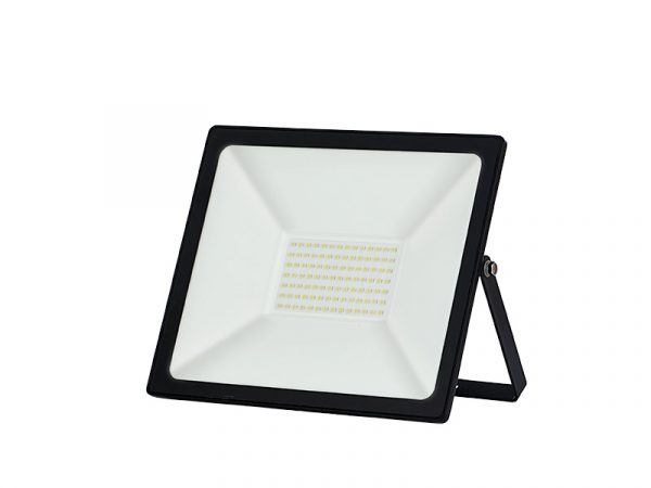 REFLECTOR LED TR 70W 3000K NEGRO